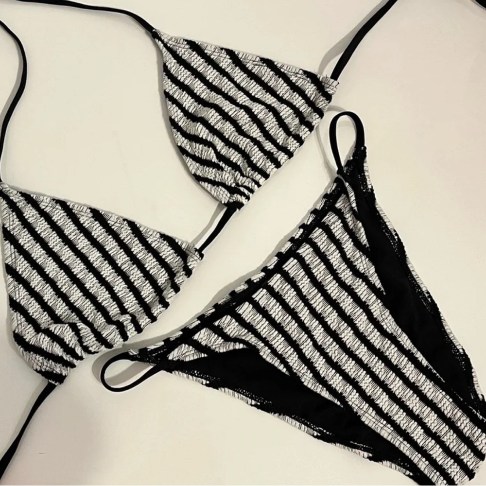 Black/White Textured String Bikini